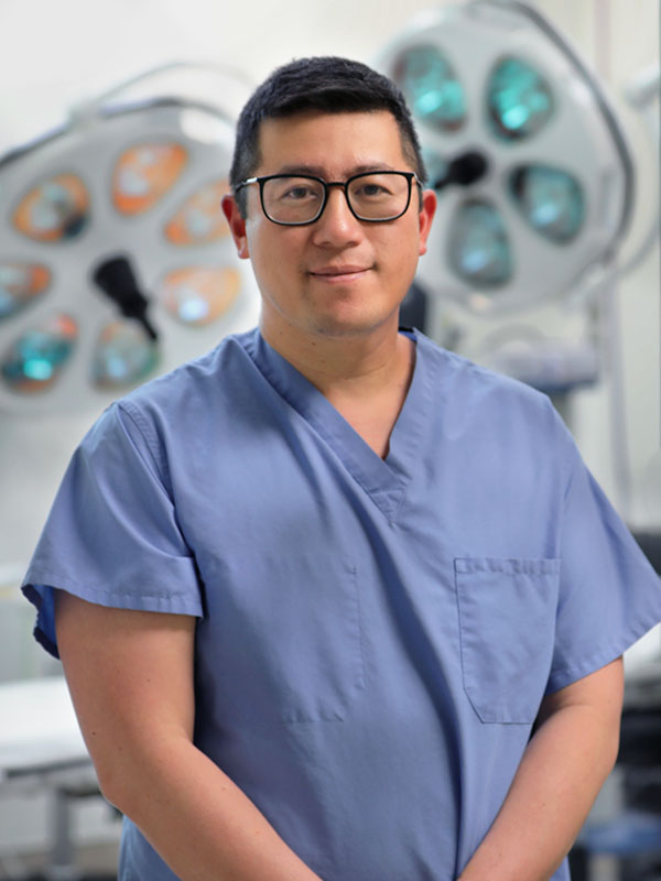 Dr. Liauw is one of the leading US neurosurgeons